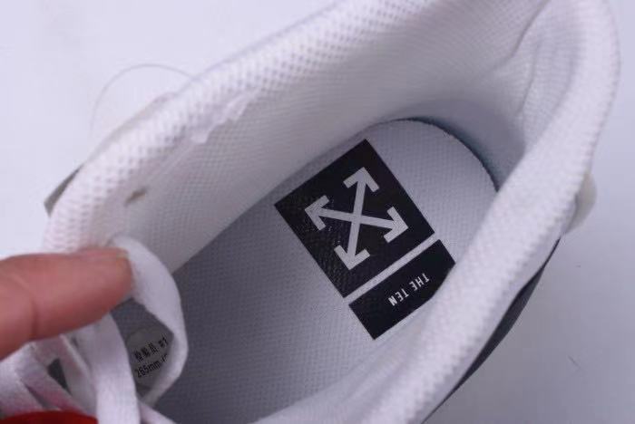 OFF-WHITE x NIKE BLAZER MID(AA3832-100)