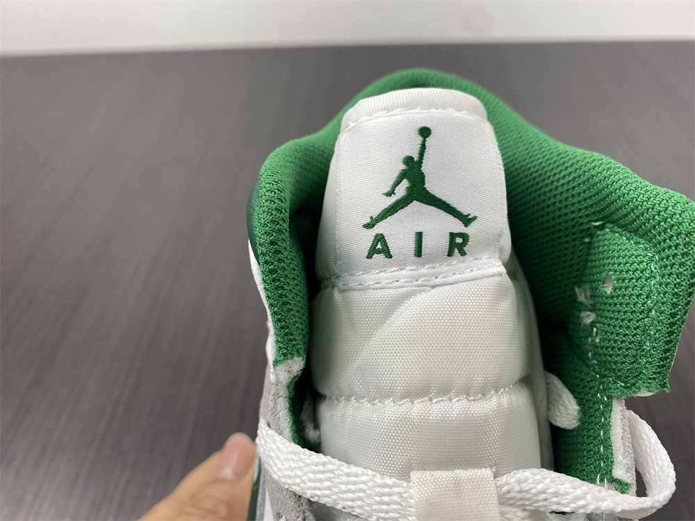 AIR JORDAN 1 MID DC7294-103