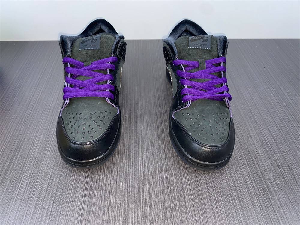 Familia x Nike SB Dunk Low First Avenue K DJ1159-001