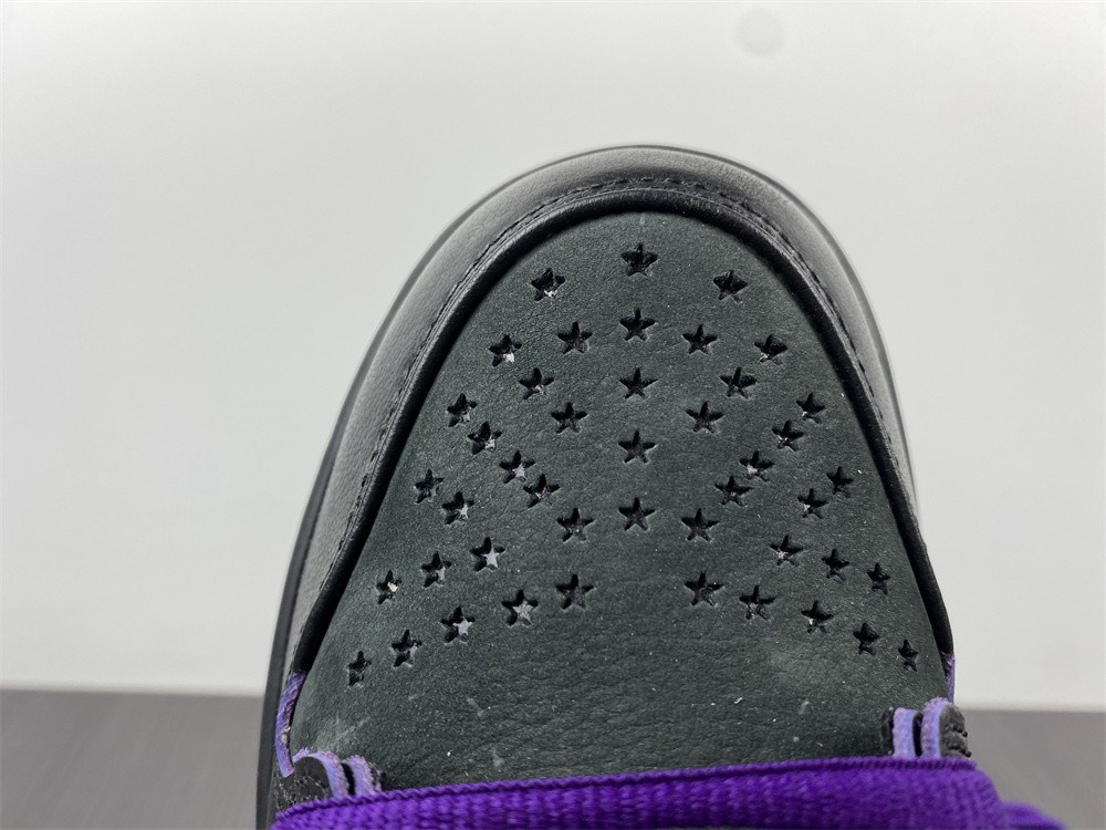 Familia x Nike SB Dunk Low First Avenue K DJ1159-001