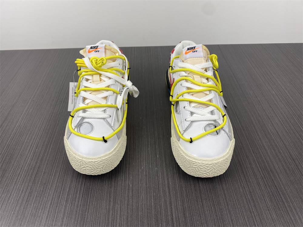 Off-White x Nike Blazer Low DH7863-100