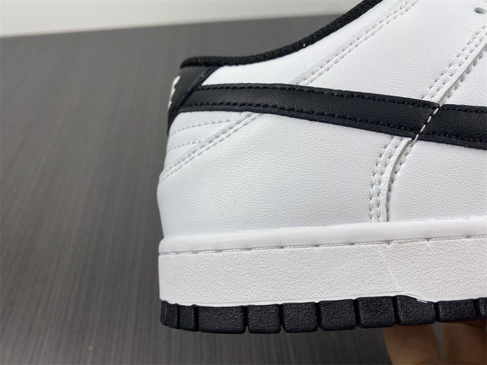 SB Dunk Low DD1503-113