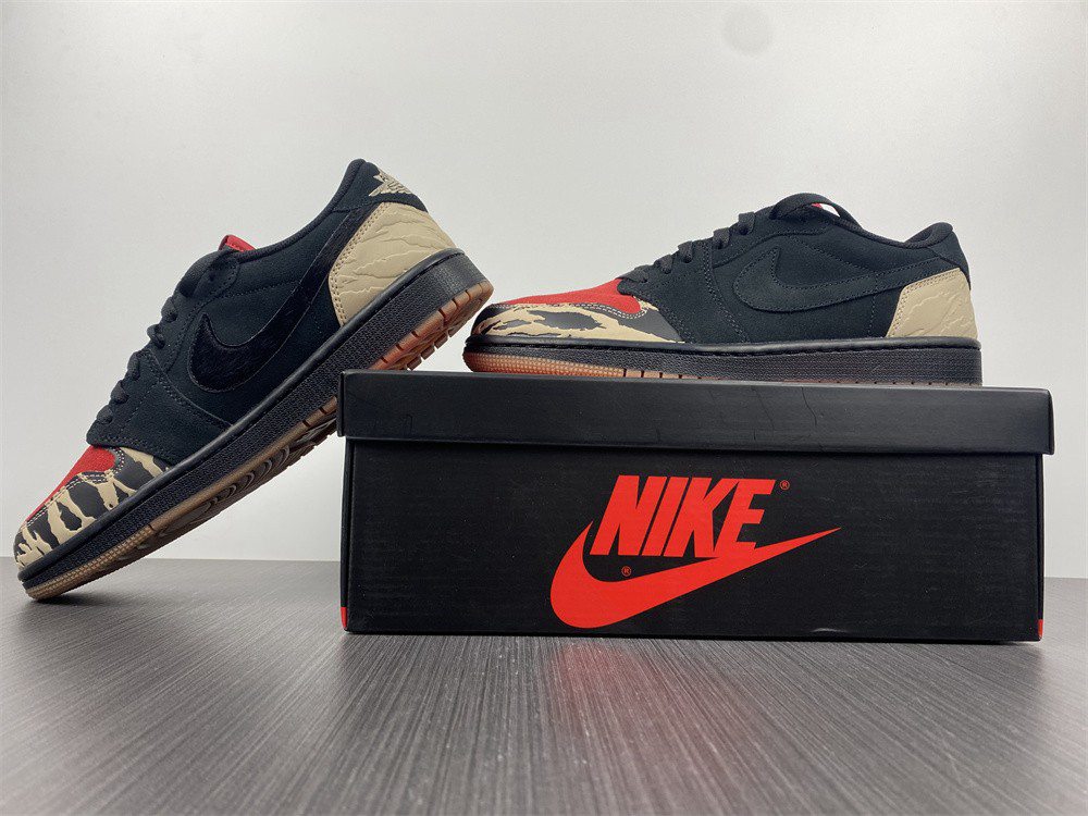 SoleFly x Air Jordan 1 Low "Carnivore" DN3400-001