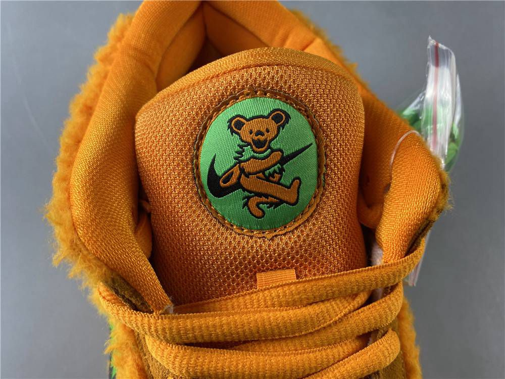 Grateful Dead x Nike SB Dunk Low(CJ5378 800)