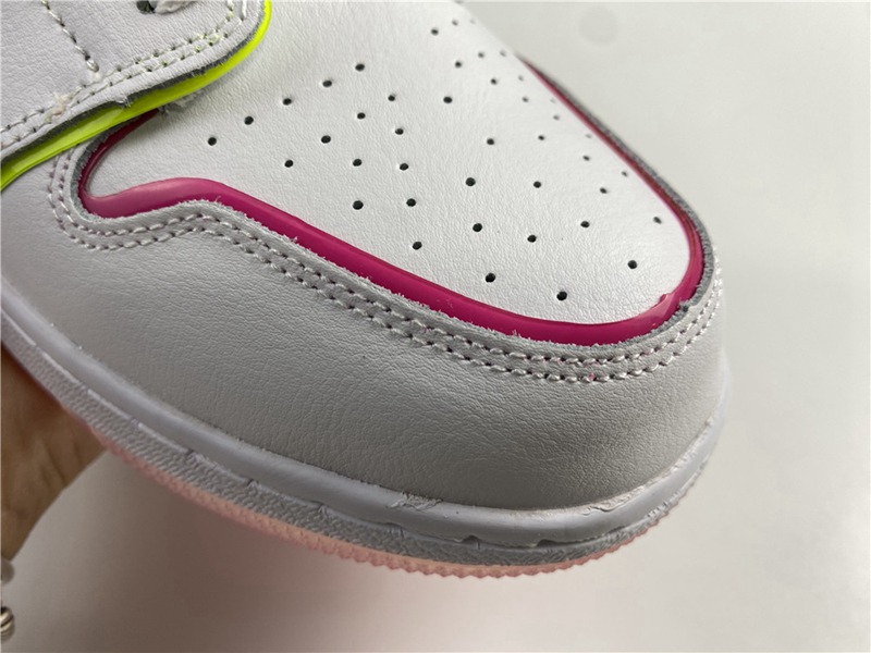 Air Jordan 1 Mid SE GS Edge Glow(CV4611-100)