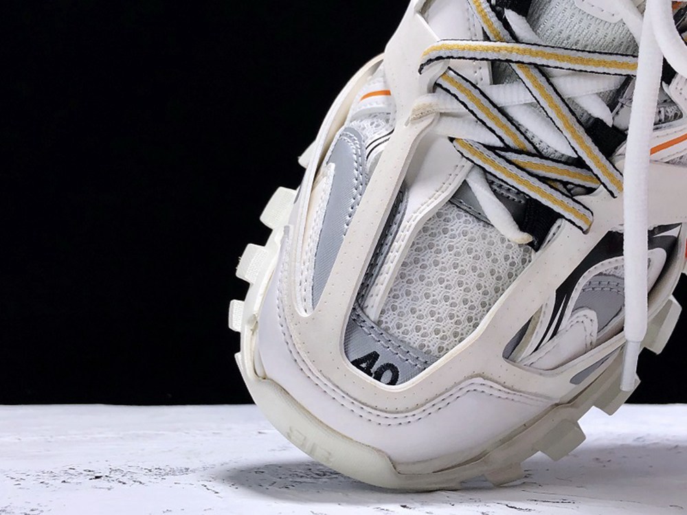 Tess S. Gomma Track Low Top Sneakers