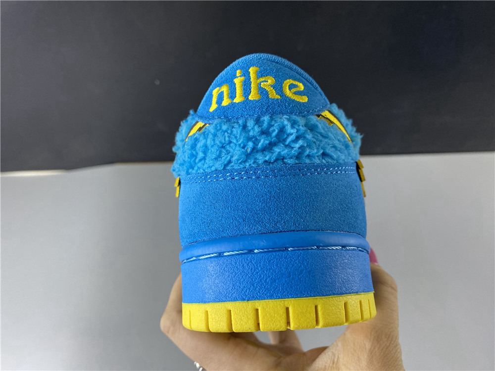 Grateful Dead x Dunk Low SB 