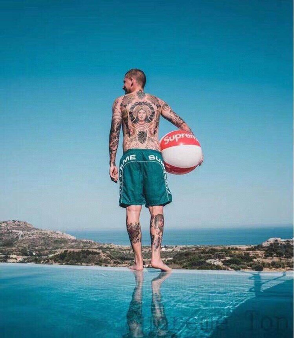 Svp*me 18ss Arc Logo Water Short