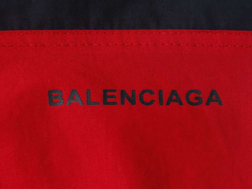 BLCG 19Fw Black And Red Trench Coat