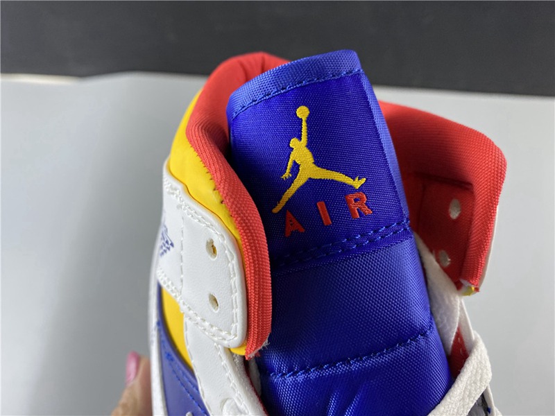 Air Jordan 1 MID(BQ6472-114 )