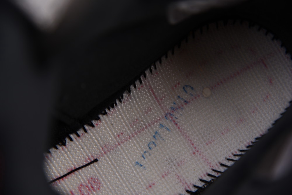 Off-White  Air Jordan 5 Retro SP Muslin CT8480 001