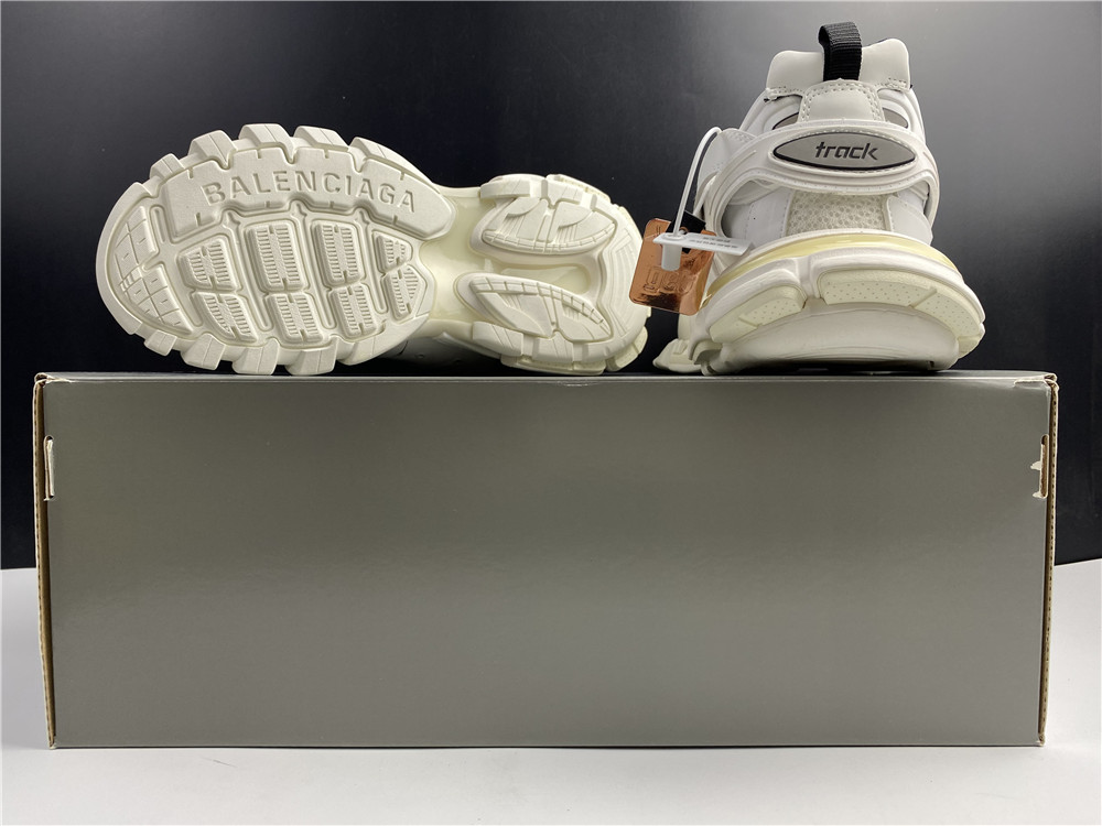 BLG Track Trainer White(CN9835)