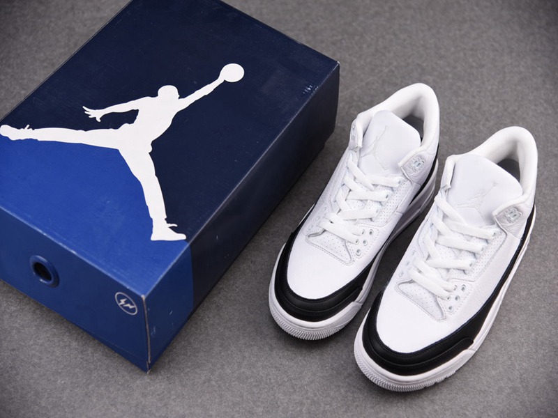Fragment Design x Air Jordan 3 Retro SP(DA3595-100)
