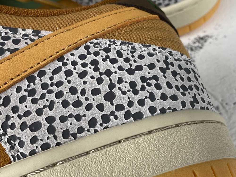 Dunk Low Pro SB Safari(CD2563-002)