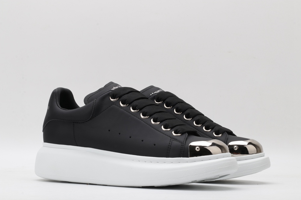 AMQ black oversized sneakers