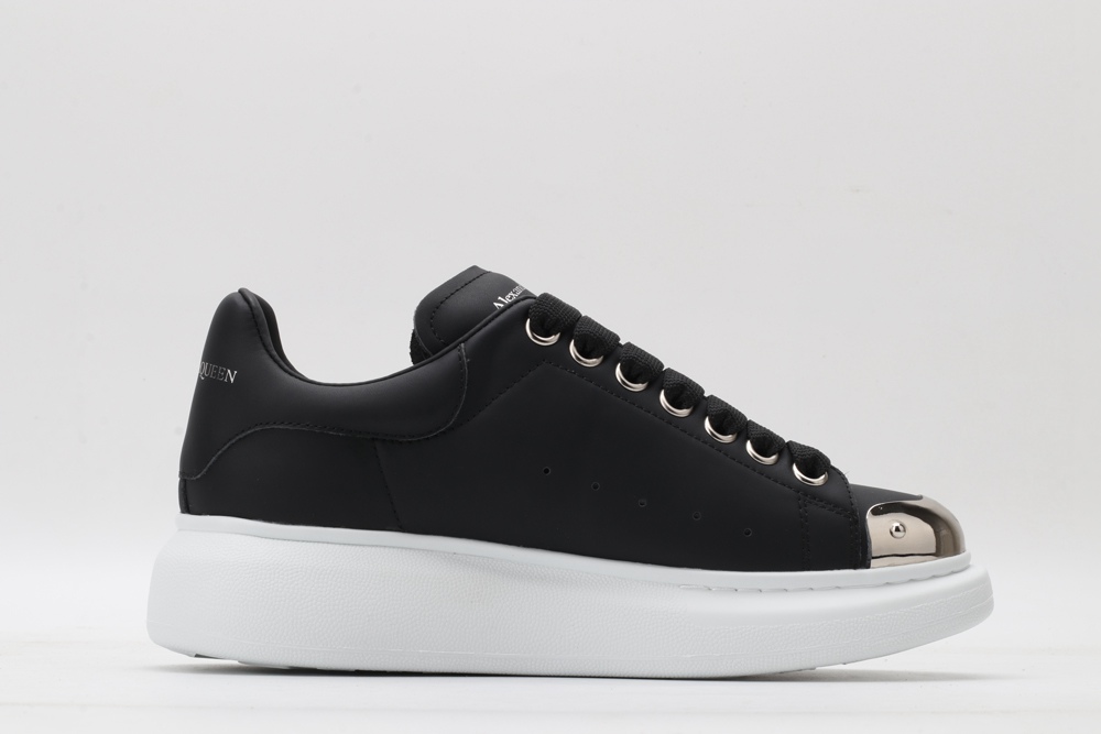 AMQ black oversized sneakers