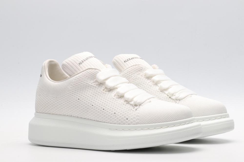AMQ OVERSIZED SNEAKER White