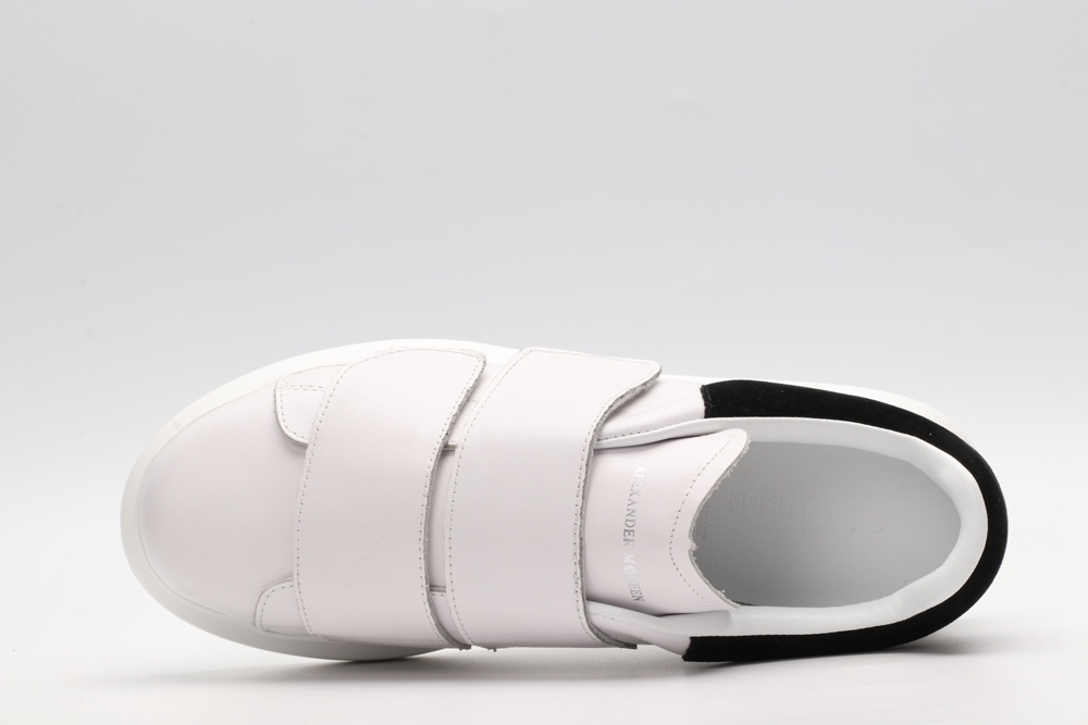 AMQ oversized sneakers with black heel