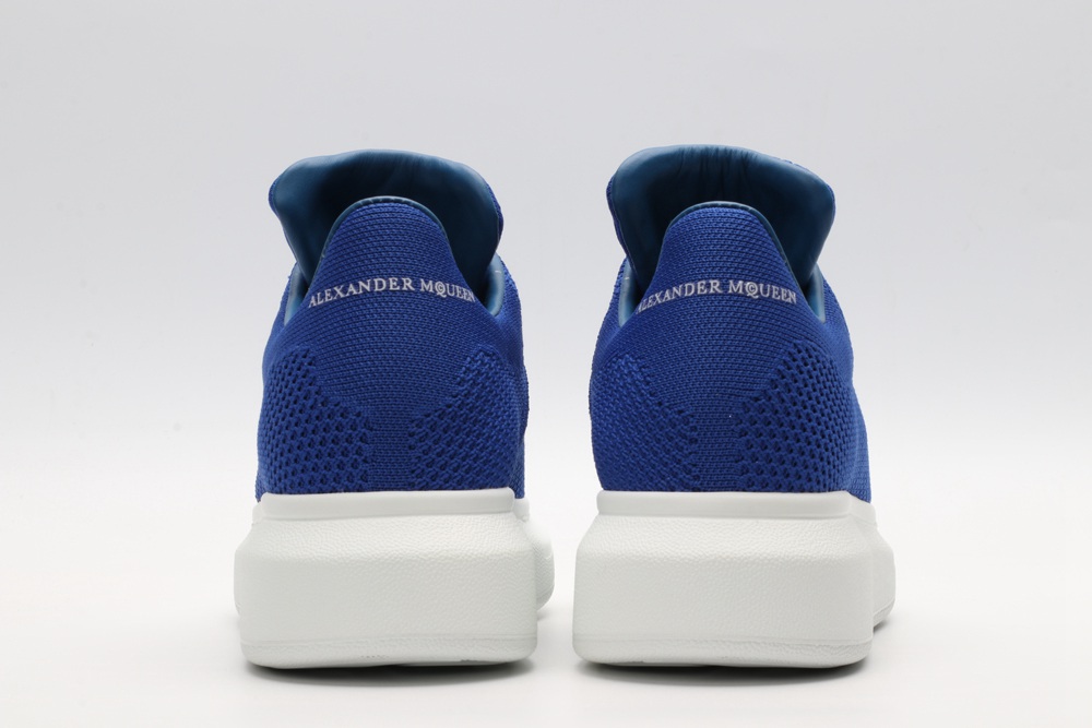 AMQ OVERSIZED SNEAKER Blue