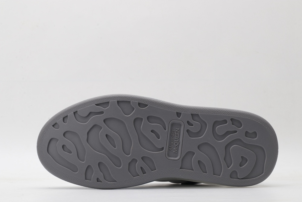 AMQ white oversized sneakers with blue heels