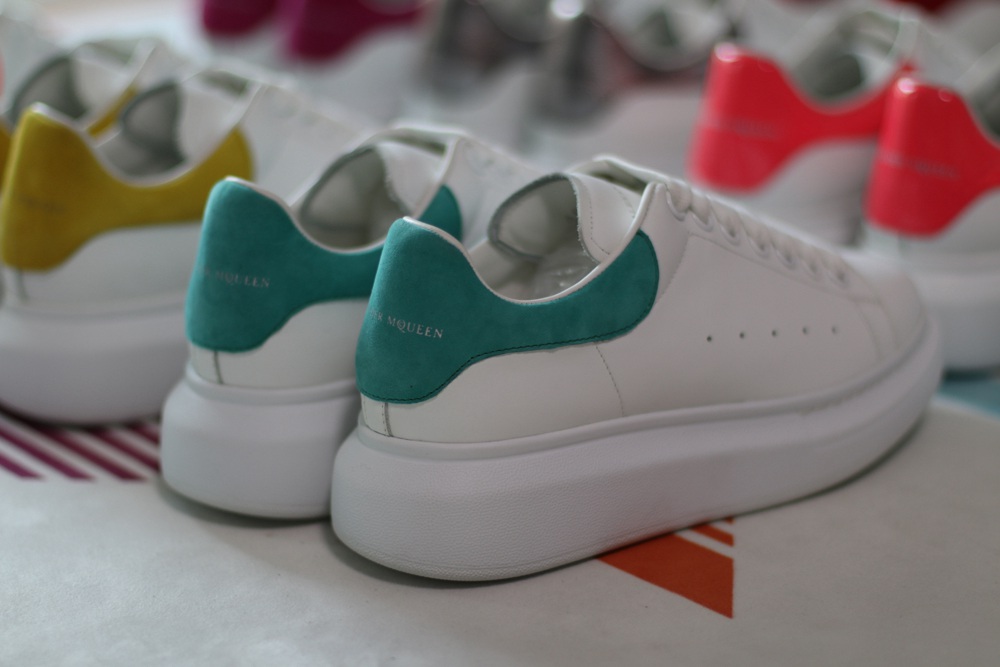 AMQ OVERSIZED SNEAKER