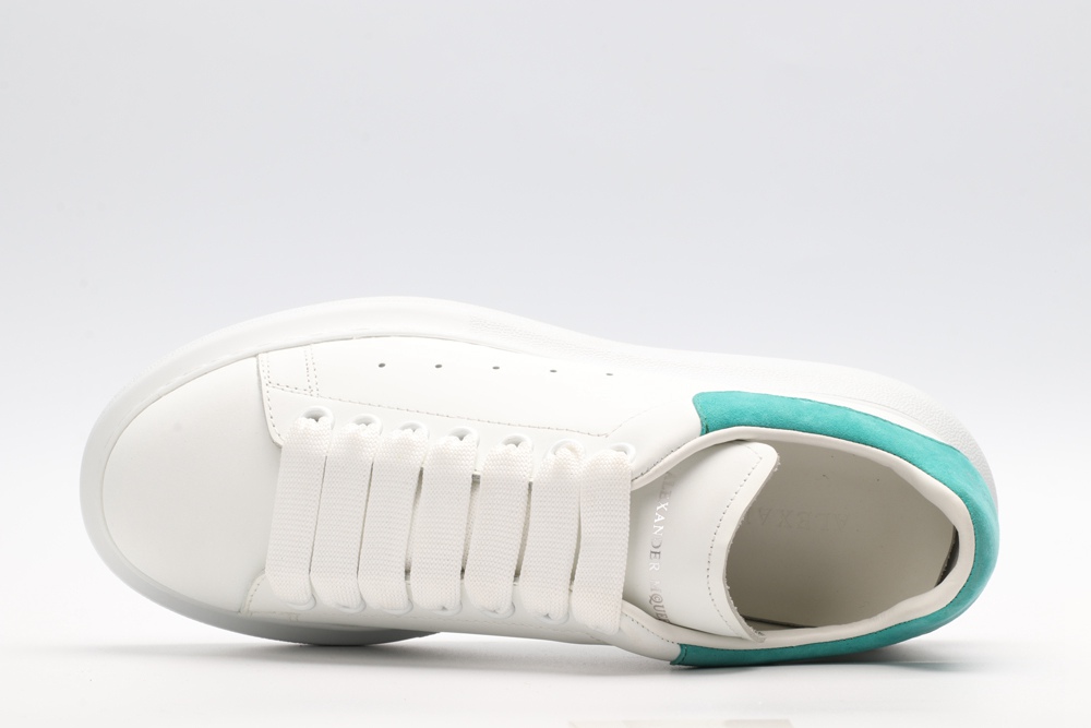 AMQ OVERSIZED SNEAKER