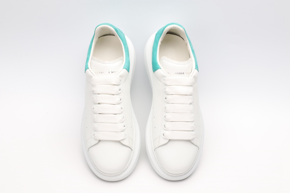 AMQ OVERSIZED SNEAKER