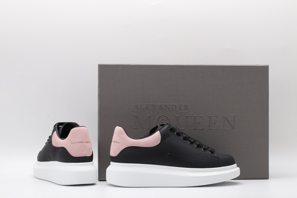 AMQ oversized black sneakers with rose heel