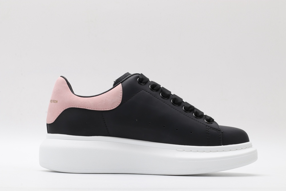 AMQ oversized black sneakers with rose heel
