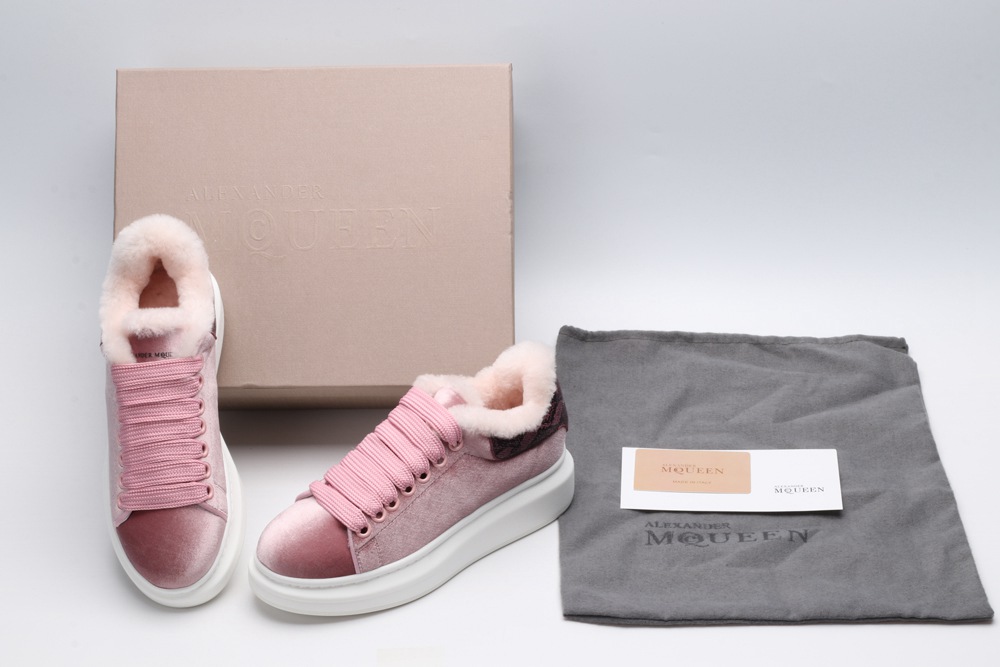 AMQ oversized winter boot