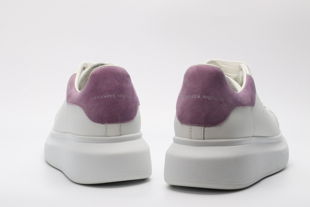 AMQ OVERSIZED SNEAKER