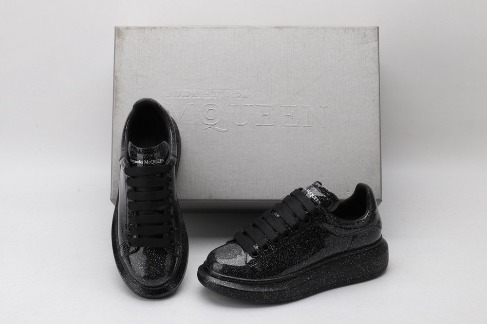 AMQ Oversized glitter sneakers