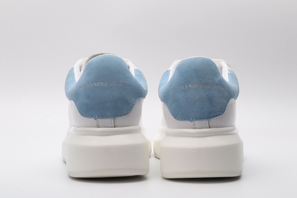 AMQ Sneaker with Blue suede heel