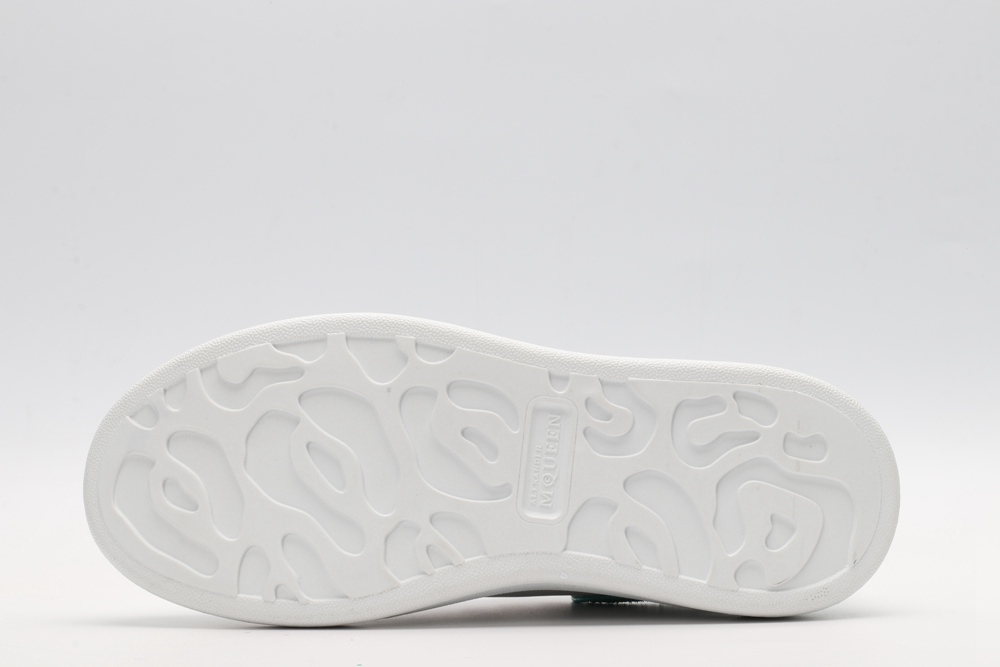 AMQ oversized sneakers with blue heel