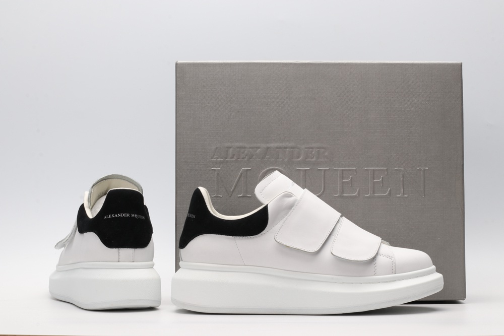 AMQ Low-top sneakers