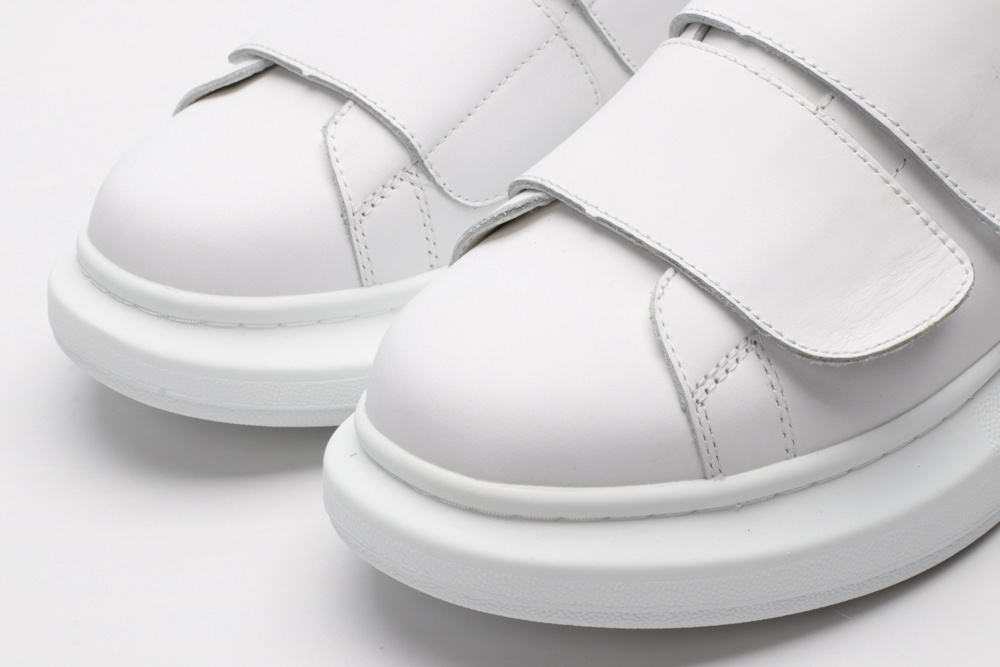 AMQ Low-top sneakers
