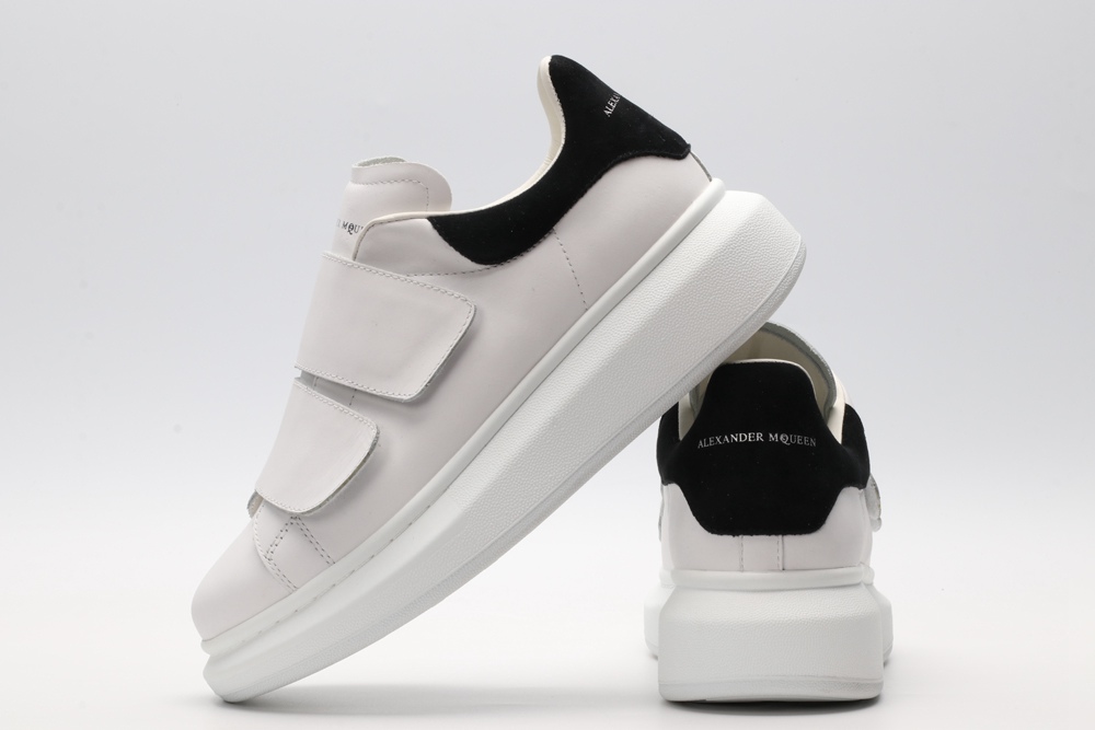 AMQ Low-top sneakers