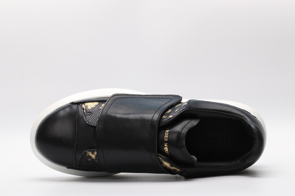 AMQ oversized sneakers black