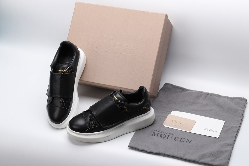 AMQ oversized sneakers black