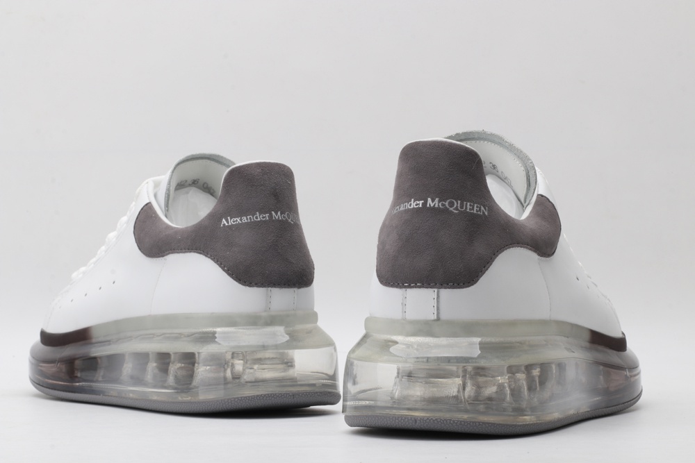 AMQ oversized sneakers with grey heel