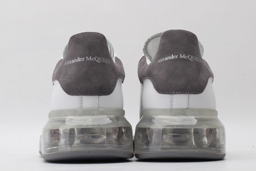 AMQ oversized sneakers with grey heel