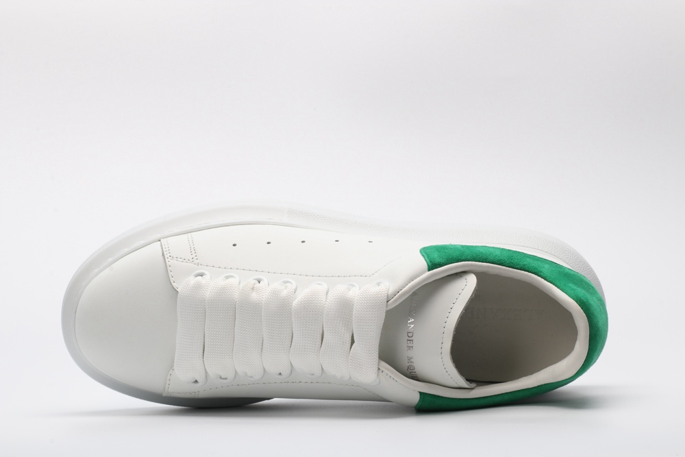 AMQ OVERSIZED SNEAKER with green heel