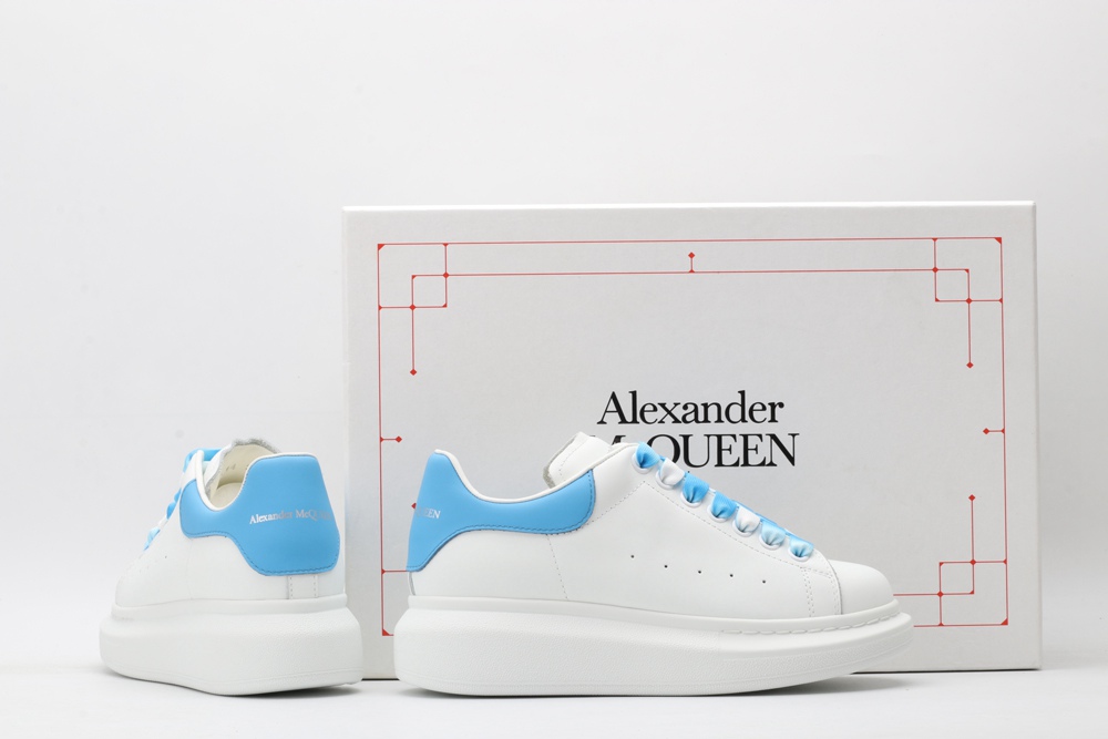 AMQ oversized sneakers with sky blue heel