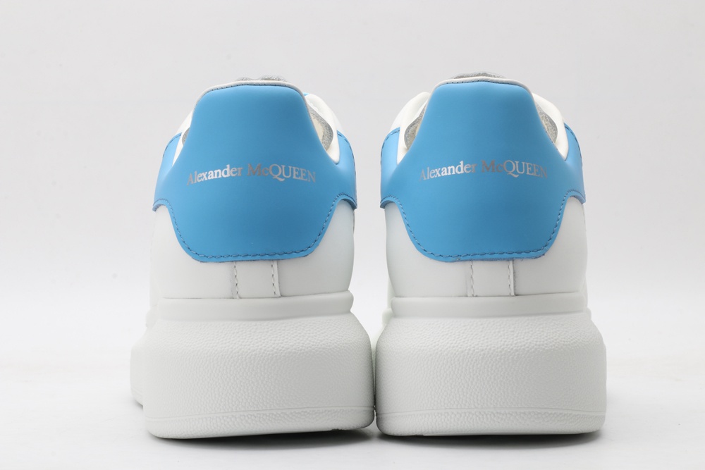 AMQ oversized sneakers with sky blue heel