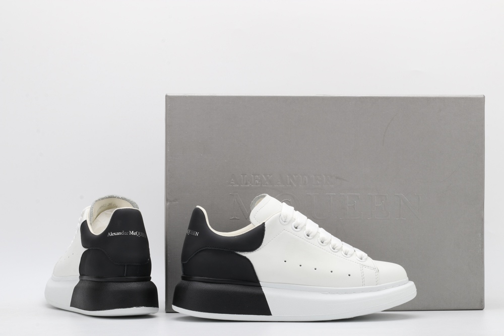 AMQ oversized sneakers with black heel