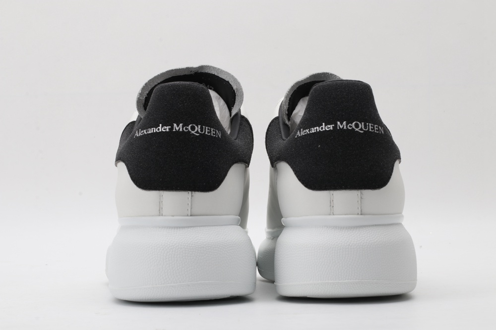 AMQ white&black oversized sneakers