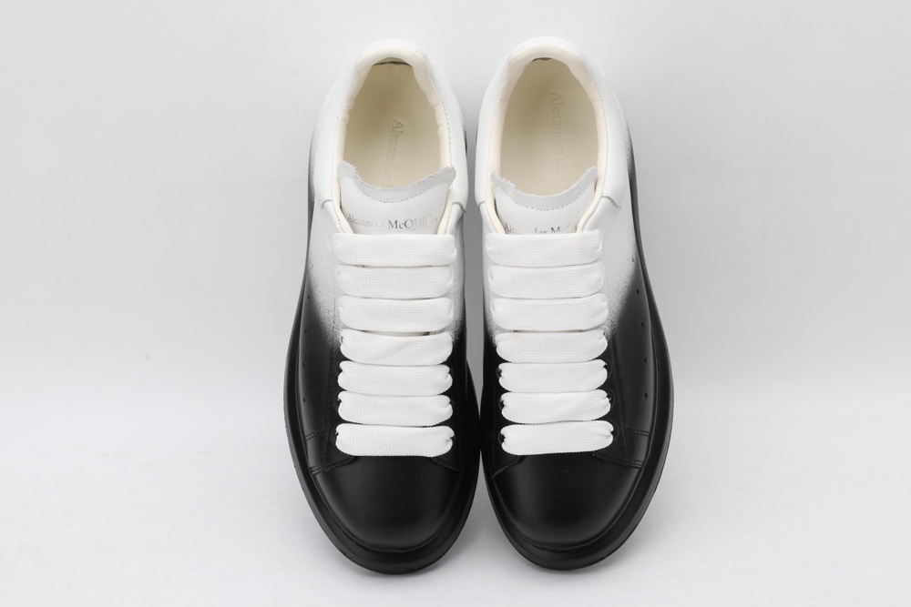 AMQ white&black oversized sneakers