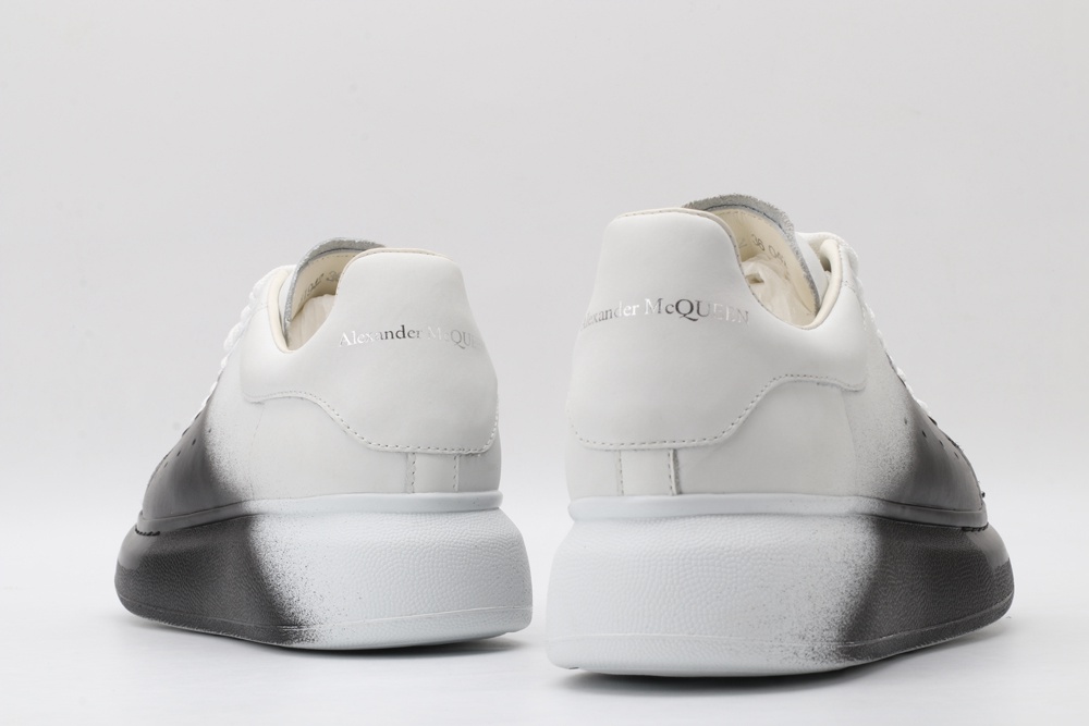 AMQ white&black oversized sneakers