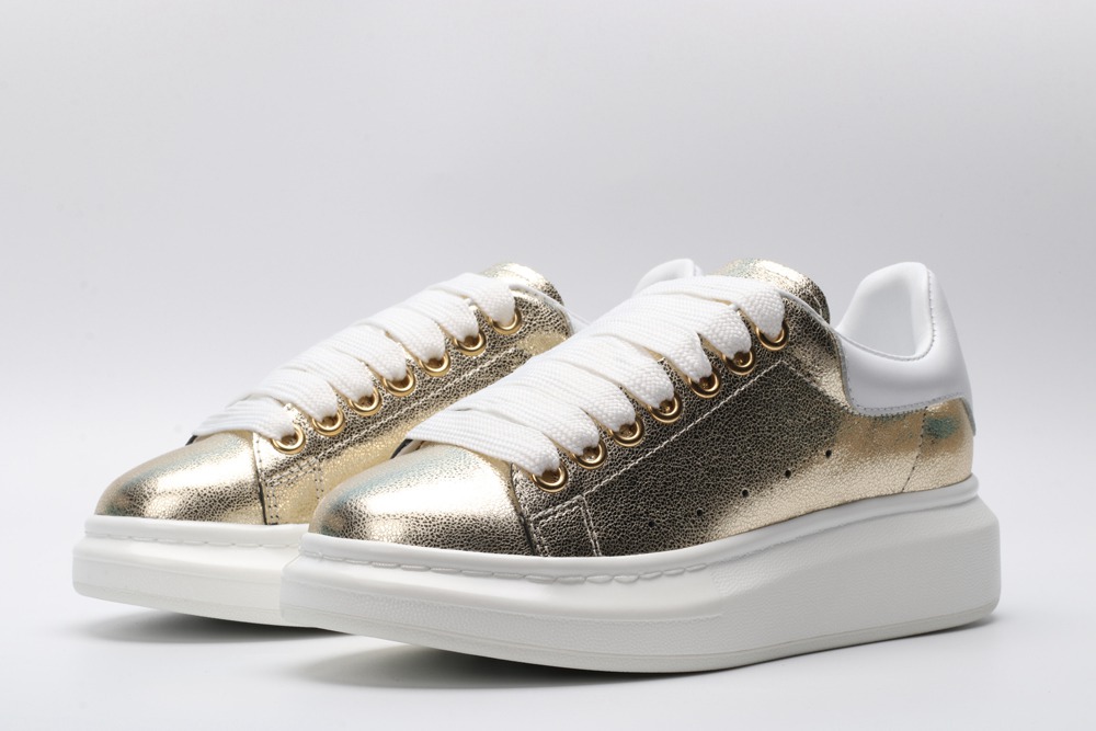 AMQ Oversized Sneaker