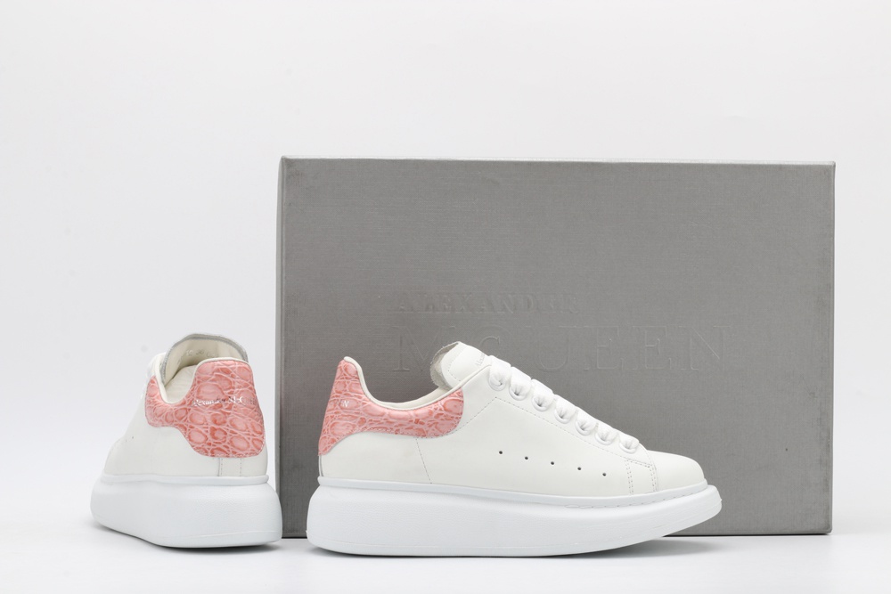 AMQ Leather Platform Sneakers